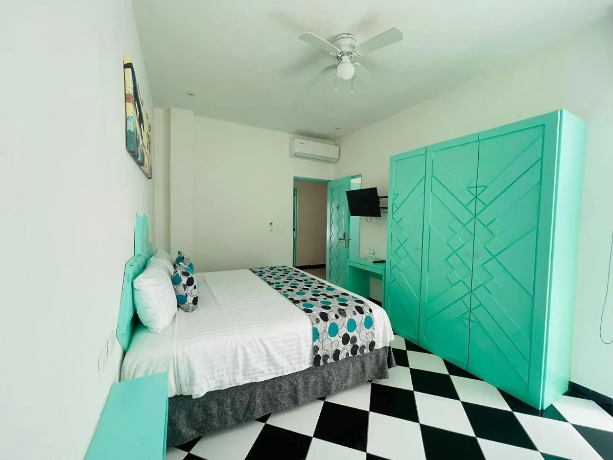 Hotel Winday بلايا ديل كارمن المكسيك
